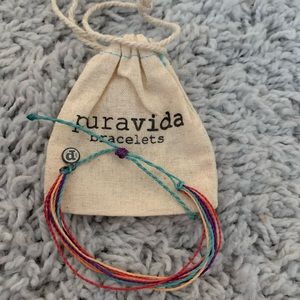 Puravida Bracelet- Multi color never worn